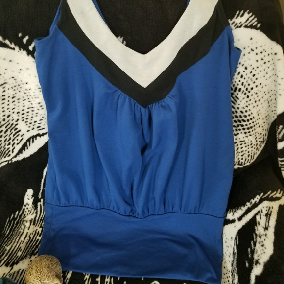 Blue tunic top with gold hardwear - Picture 3 of 5